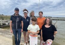 Flushing algae fears