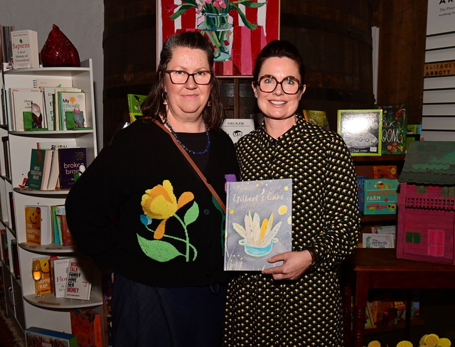 BookLaunch_500956_01