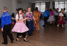 Paddle Steamer’s 17th birthday dance