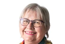 Rio is calling, Mayor on the move despite concerns